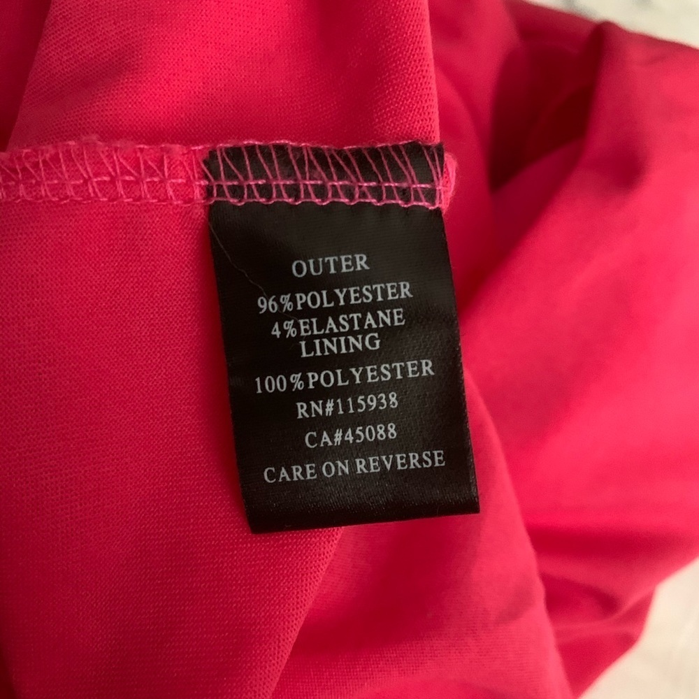 Oscar Pink Backless Romper - Picture 4 of 5